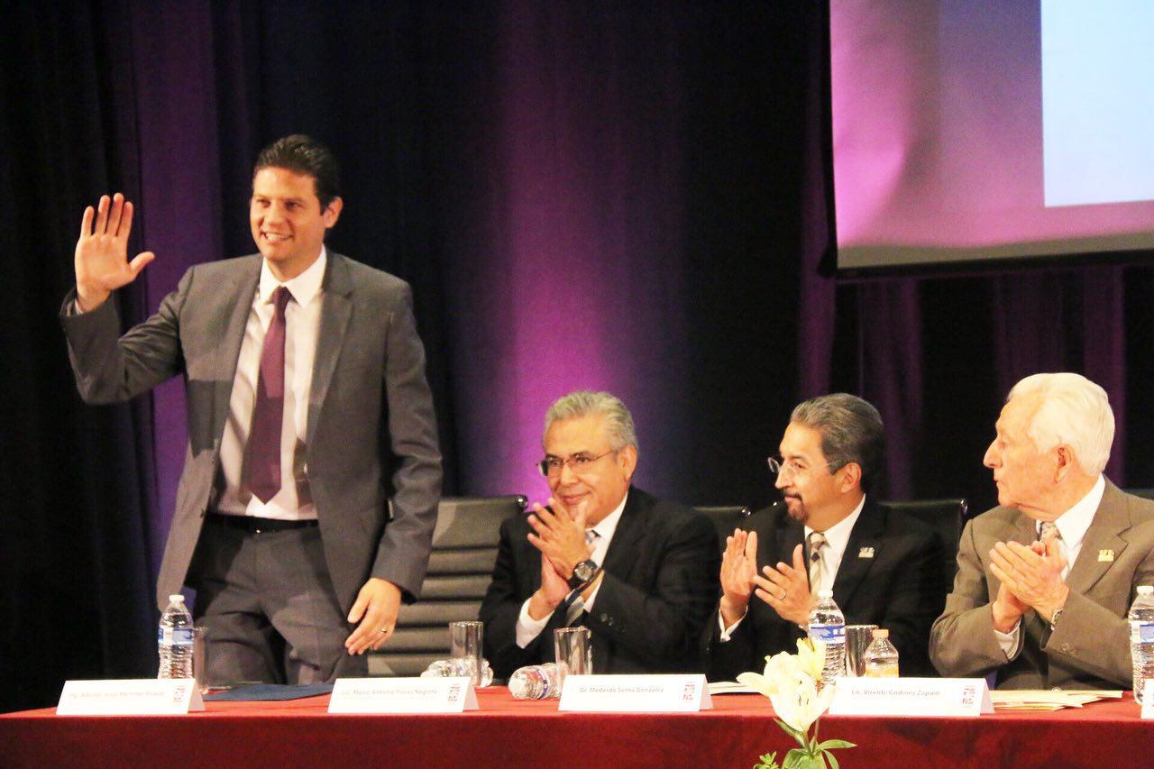 UMSNH, institución que forja ciudadanos activos y comprometidos: Alfonso Martínez