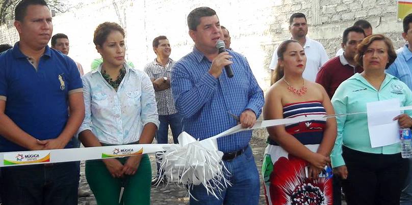 Múgica recibe nuevas obras del gobierno de Salvador Ruíz Ruíz