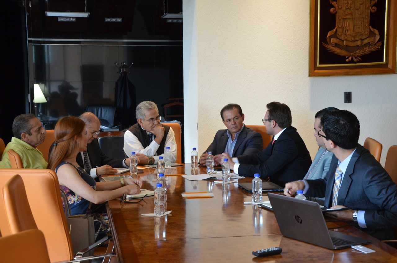 Presenta COFEMER al Poder Judicial de Michoacán programa estratégico para la implementación de los juicios orales mercantiles