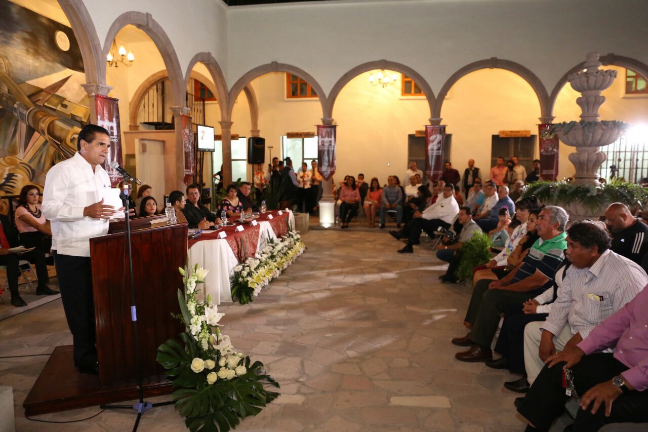 Trabajo colectivo y compartido, permite dar resultados: Silvano Aureoles