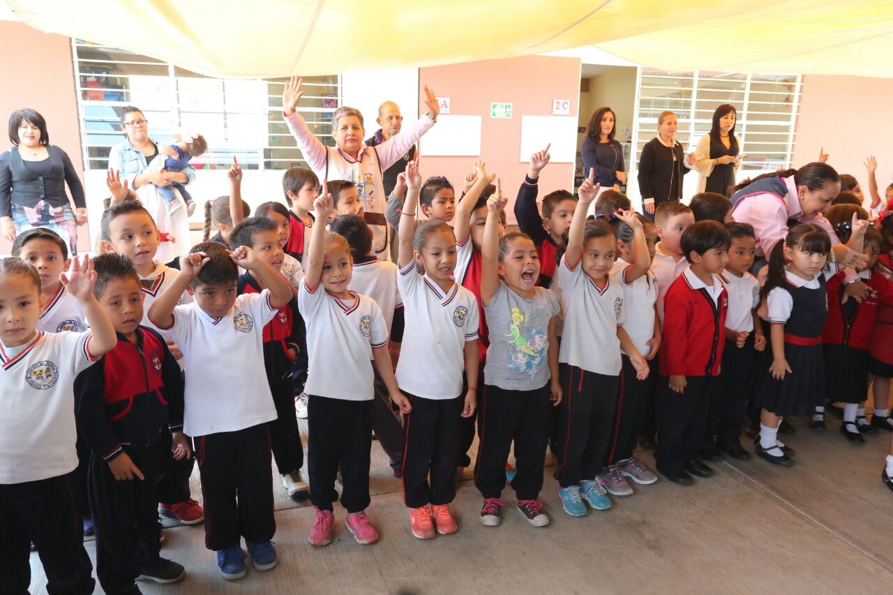 Michoacán, listo para iniciar mañana el ciclo escolar 2017-2018: SEE