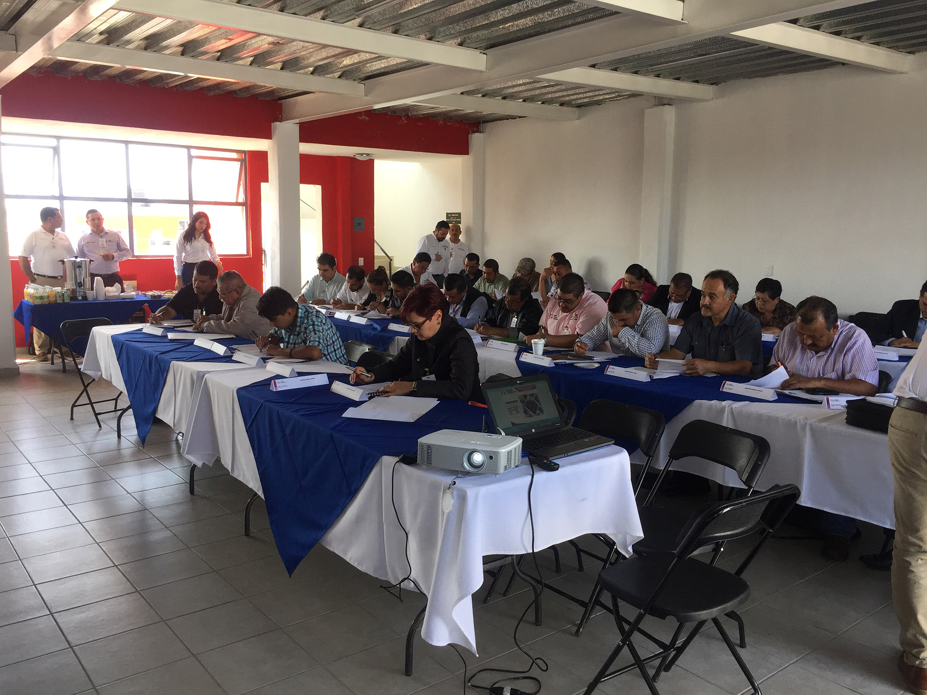 SFA evalúa y capacita a sus administradores y receptores de Rentas