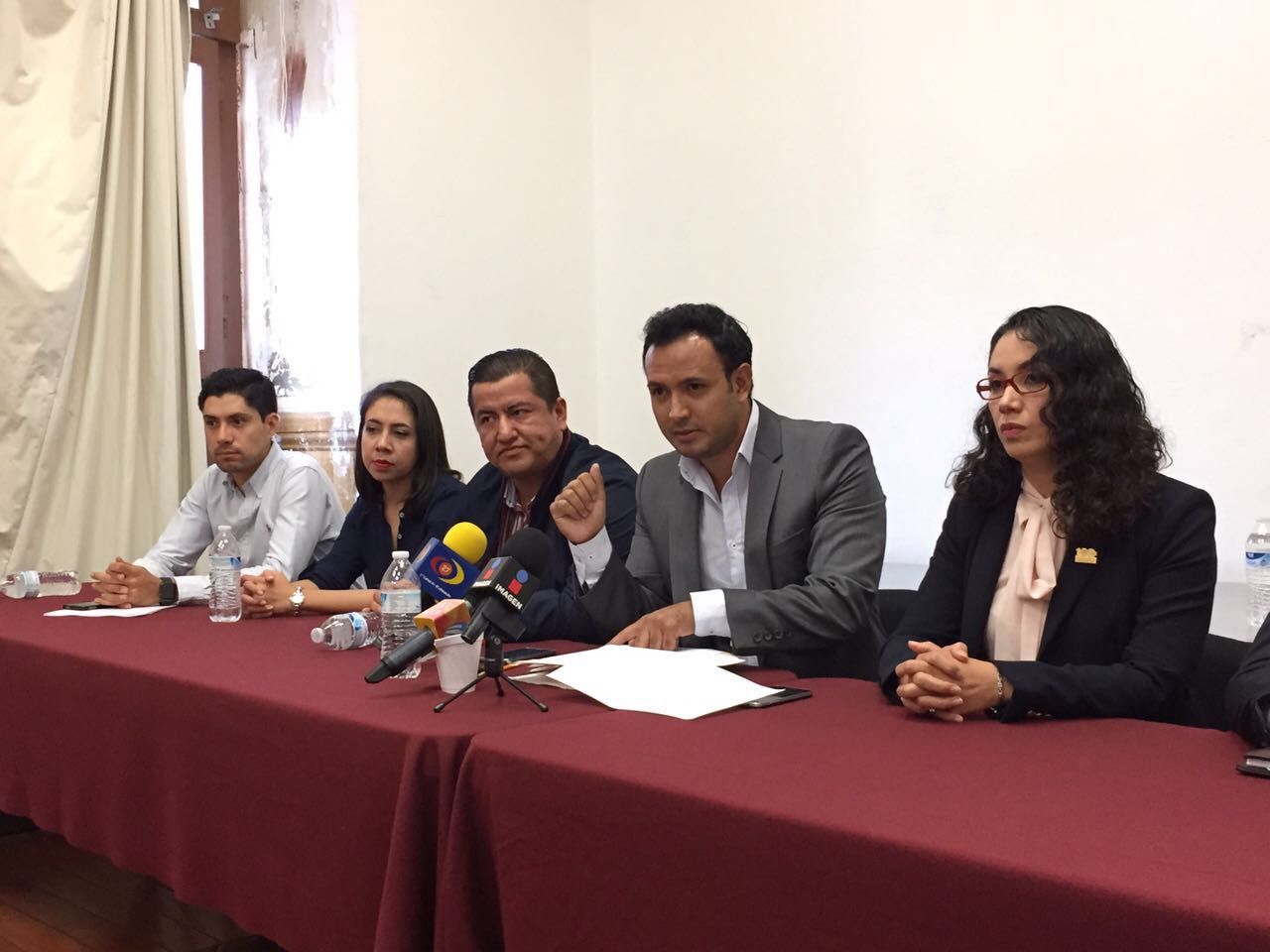 Sociedad Civil pide a Diputados michoacanos no permitir el negocio de privatizar el alumbrado público de Morelia.