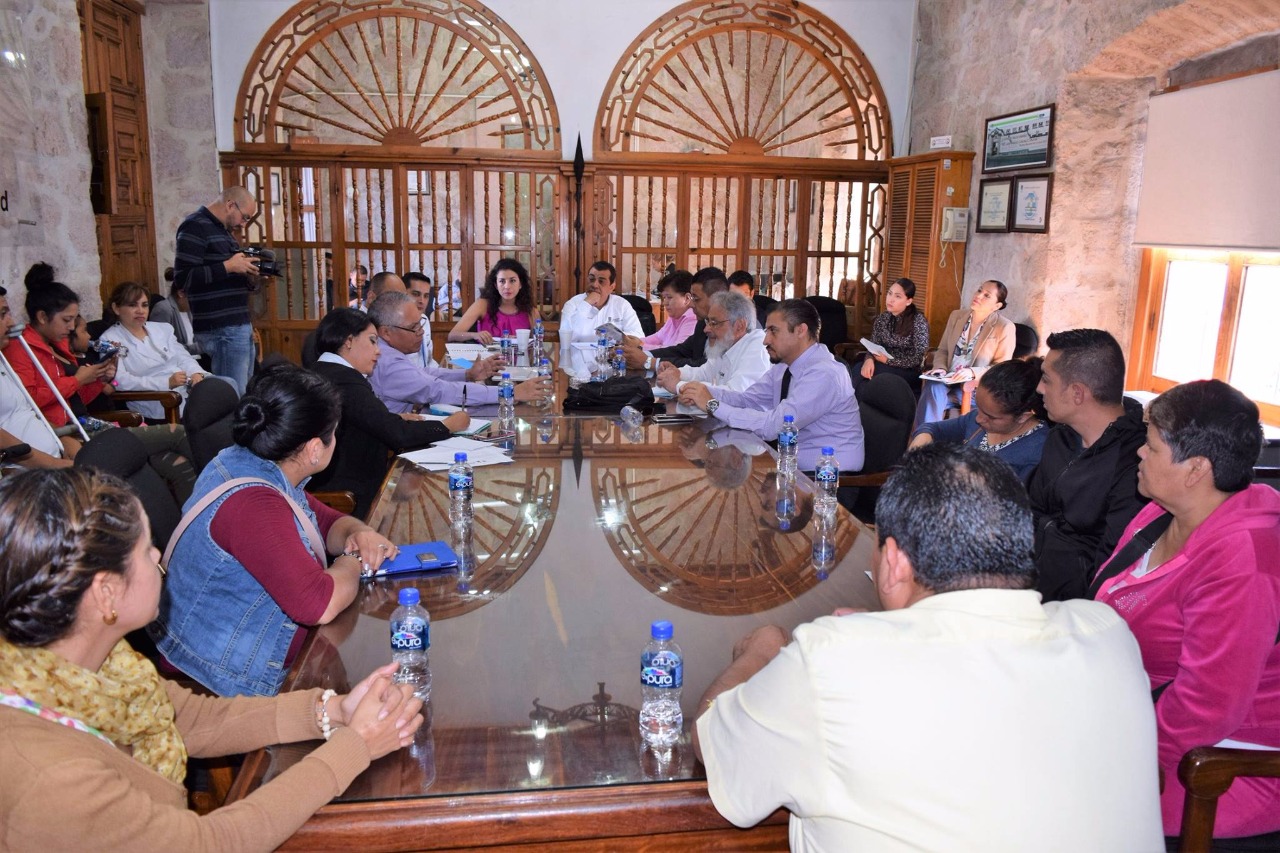 Brindan atención personalizada a afectados y familiares de víctimas del 15-S