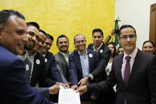 Conforman diputados y partidos Frente Ciudadano por Michoacán