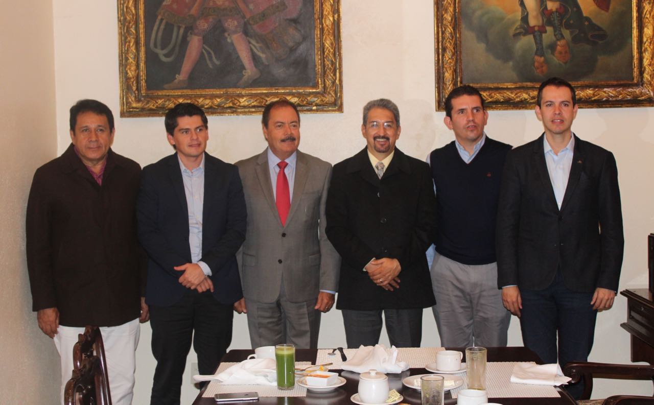 UMSNH TENDRÁ CLÍNICA FAMILIAR, GRACIAS A QUE DIPUTADOS FEDERALES DEL PRI ETIQUETARON RECURSOS DESDE SAN LÁZARO.