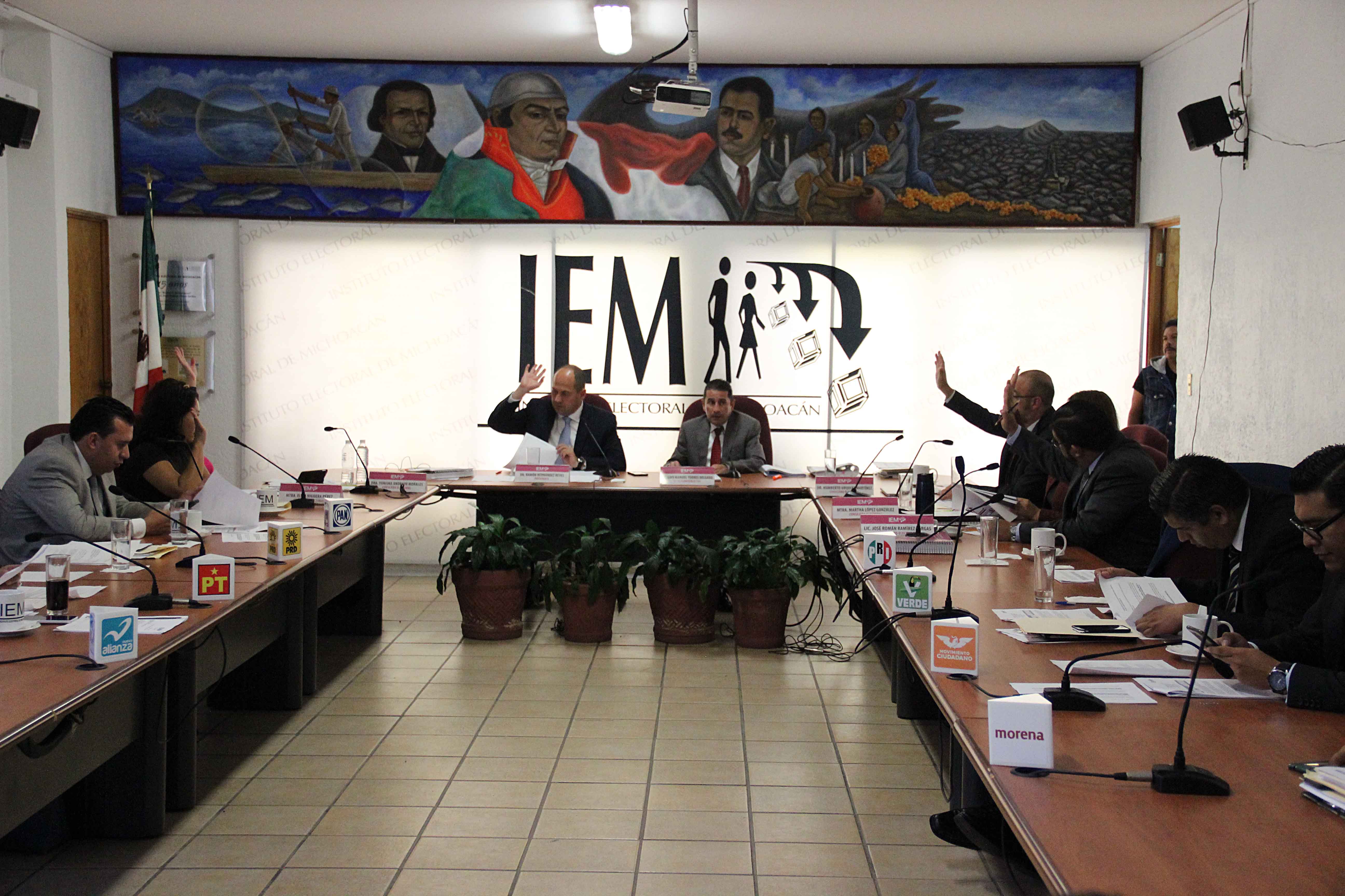 Aprueba IEM reglamentos para proceso electoral