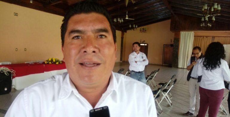 Consternación por el asesinato del presidente municipal de Paracho.