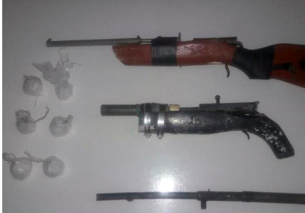 Detiene SSP a tres con armas y droga en Jacona