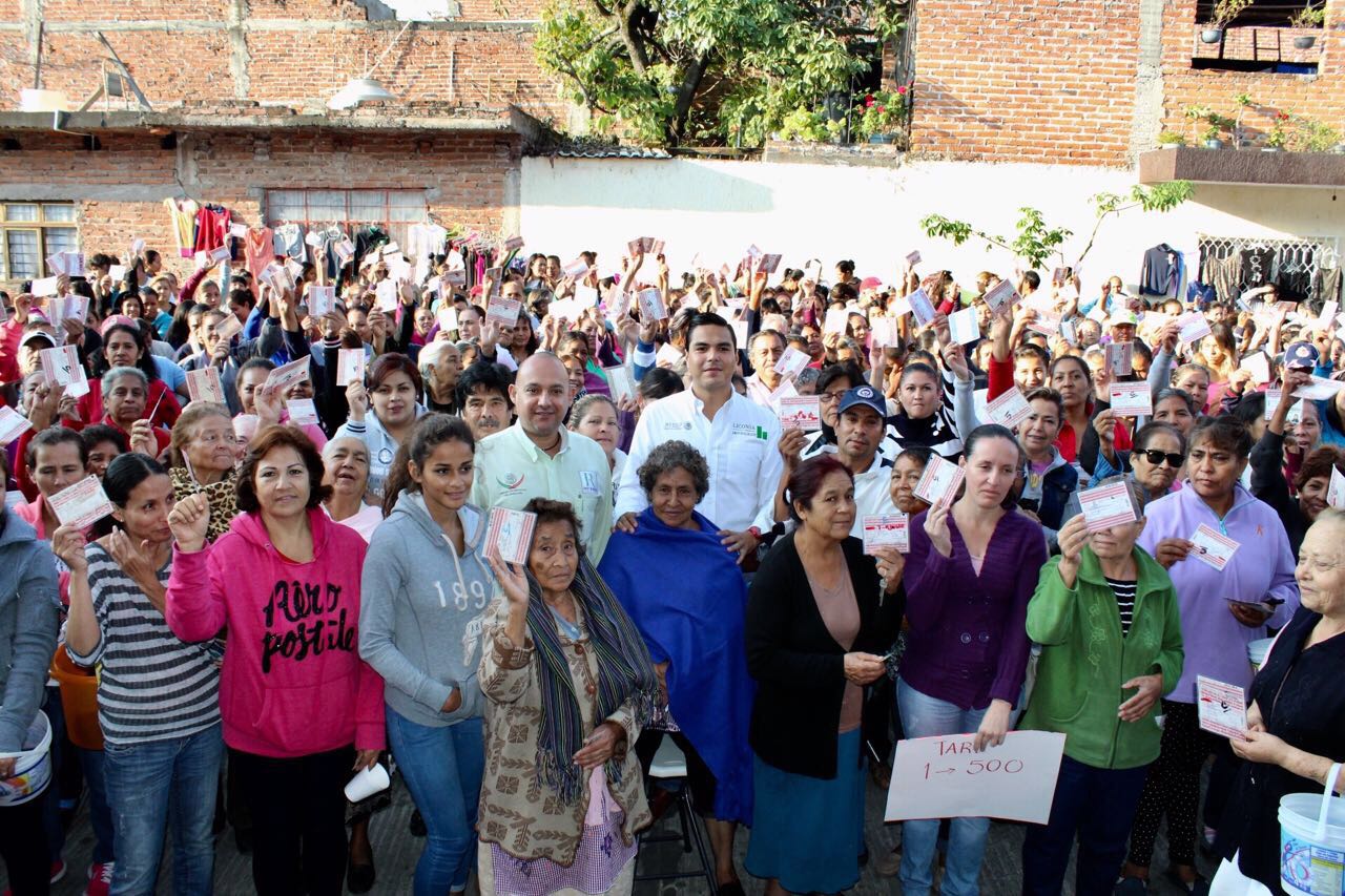 Entrega LICONSA tarjetas para 1,523 beneficiarios en Zamora