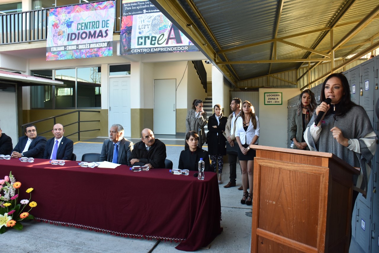 Jóvenes, la fuerza de un futuro mejor para Michoacán: Adriana Hernández