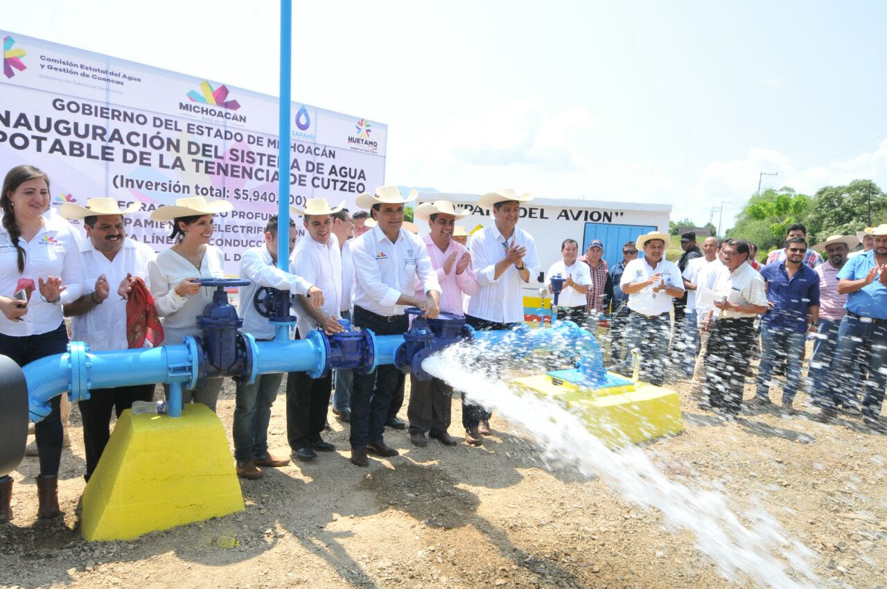 Gobierno del Estado dota de agua potable a la cabecera municipal de Huetamo