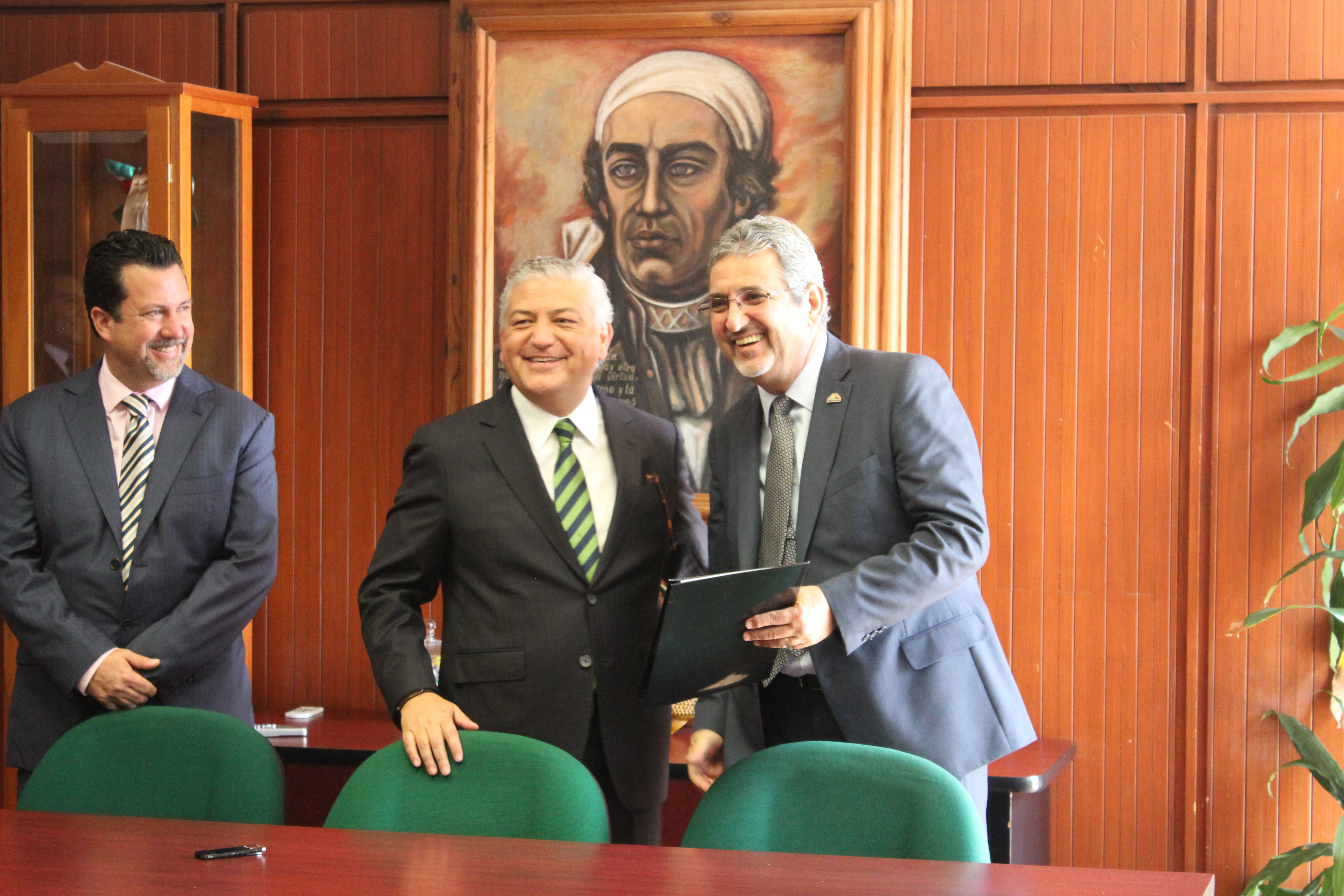 Entrega titular de SFA nombramiento a Francisco Huergo como director del Instituto de Planeación