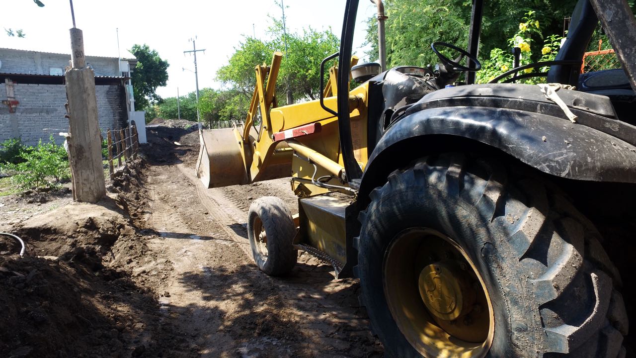 Gobierno de Múgica Supervisa obras en Rancho Nuevo