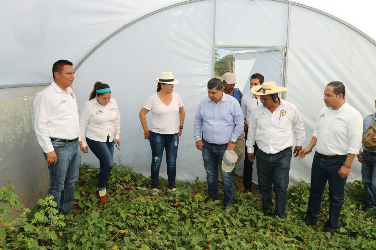 Supervisan Obra de Ciudad Mujer en Múgica