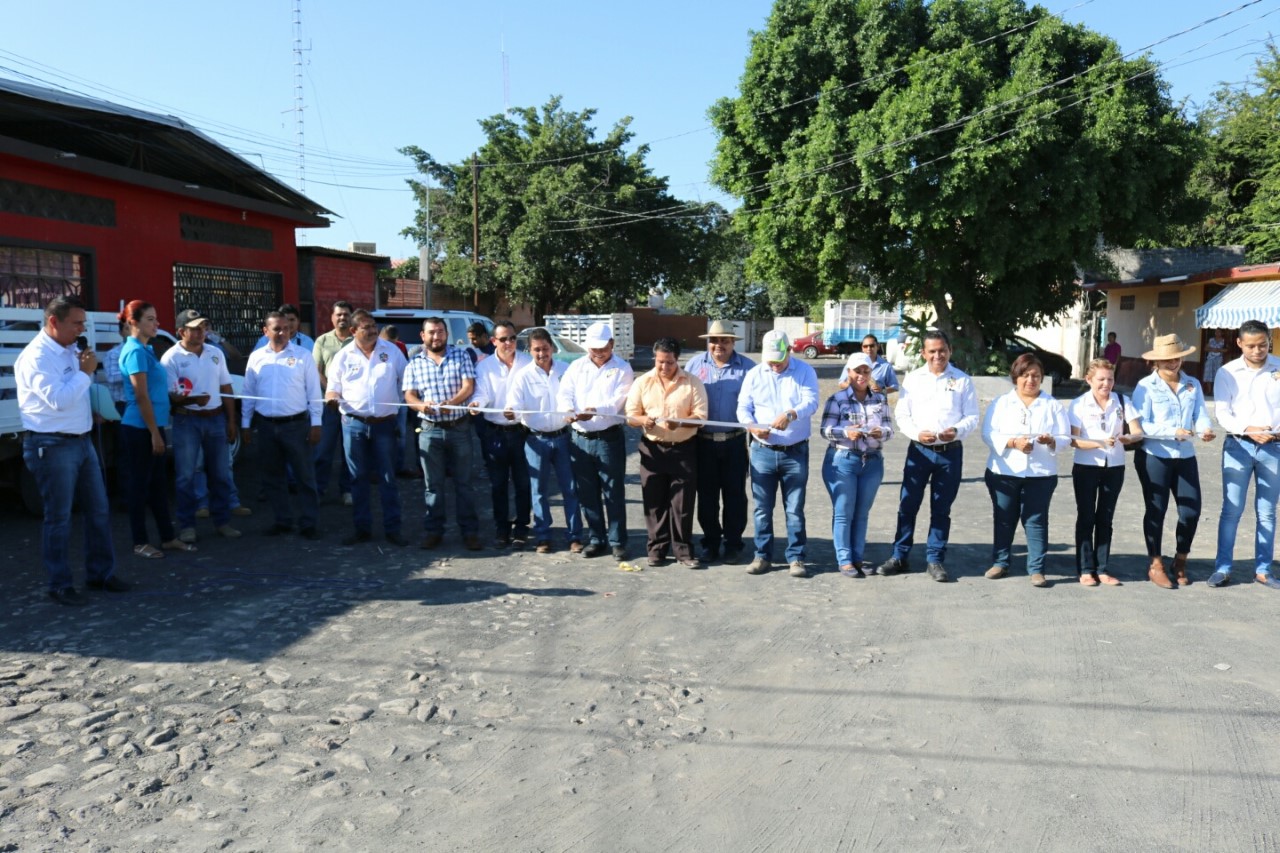 Gobierno de Múgica inaugura más obras
