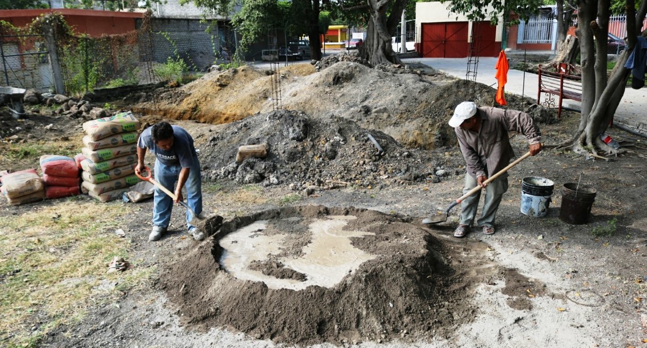 Gobierno de Múgica inicia construcción de desayunador escolar.