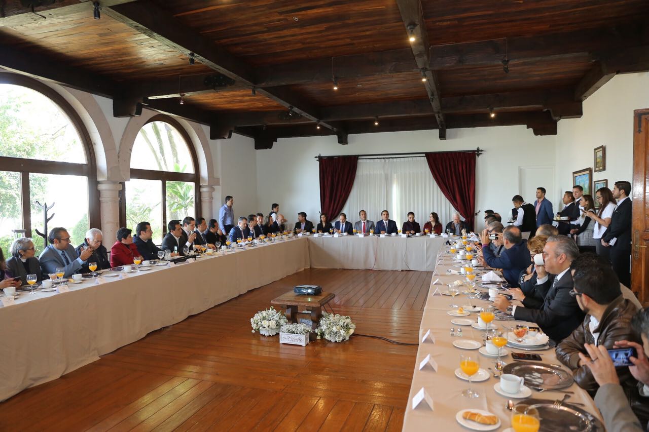 Informa Gobernador resultados de gira de trabajo en China