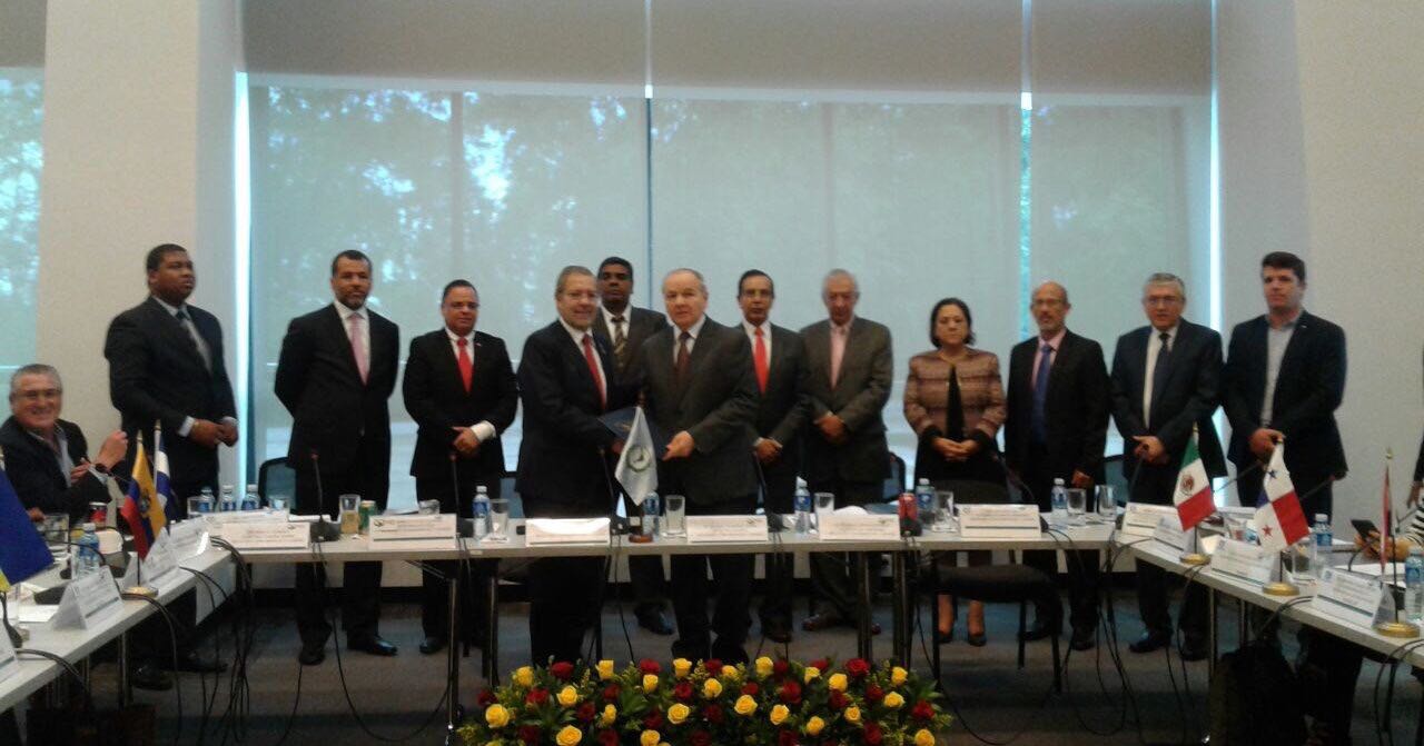 Pese a complejidad mundial México avanza con rumbo: Rocío Pineda Gochi.