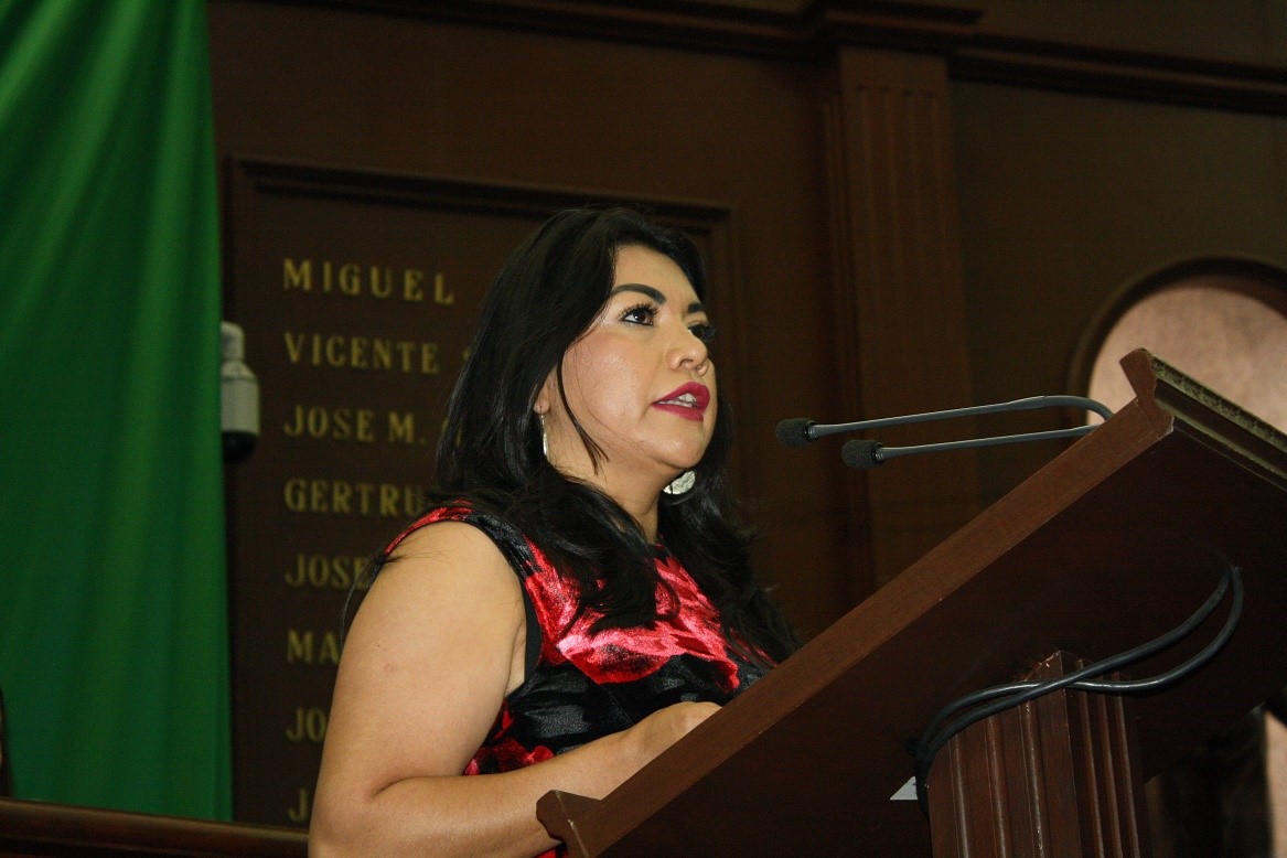 Exhorta la diputada del PT, Brenda Fraga al Ejecutivo de Michoacán cumplir Ley de Cultura.