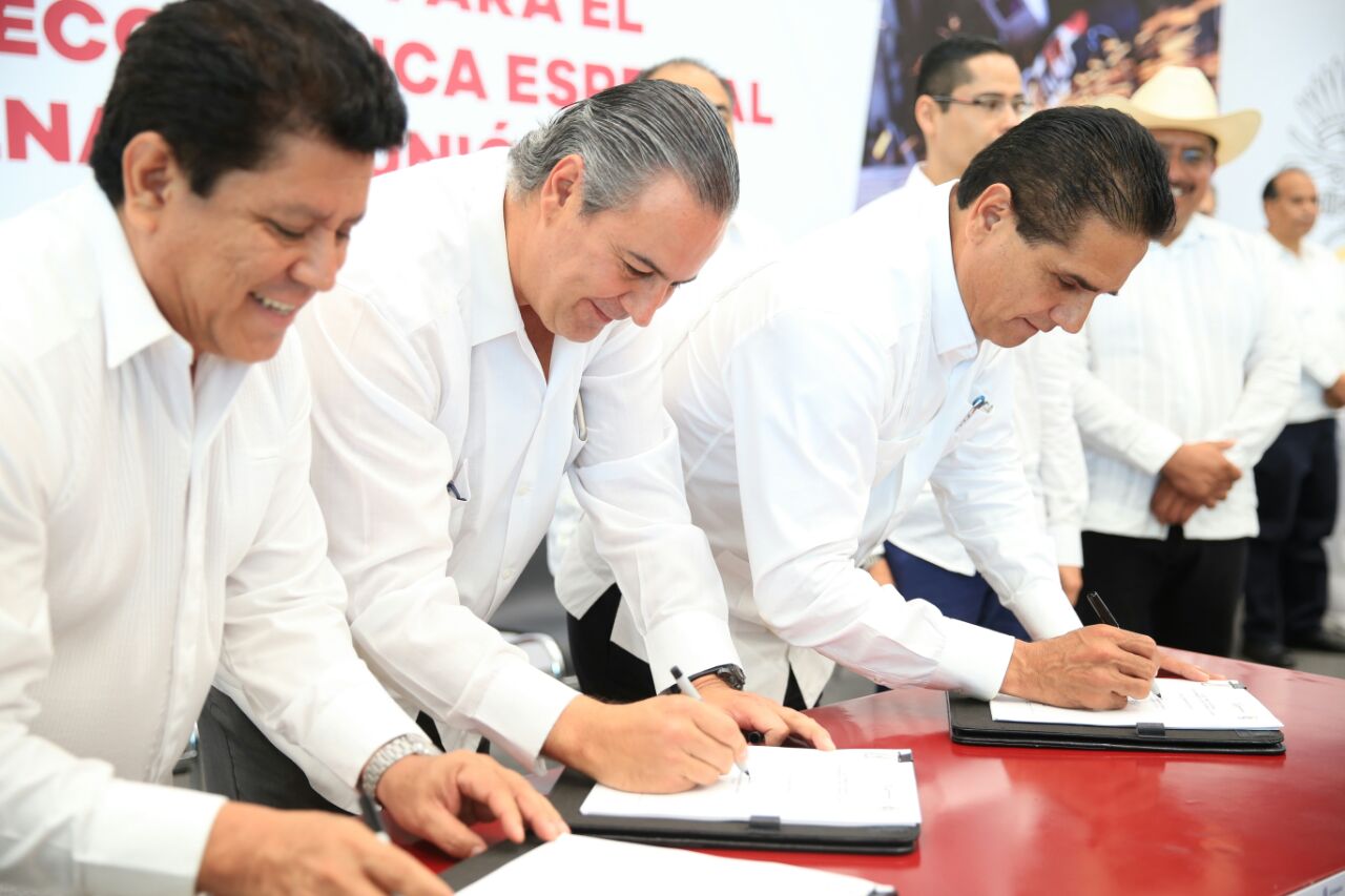 Firman Michoacán y Guerrero convenio para consolidar la ZEE de Lázaro Cárdenas – La Unión