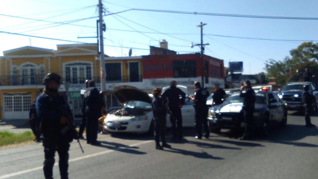 Aseguran SSP y PF a seis personas en Venustiano Carranza
