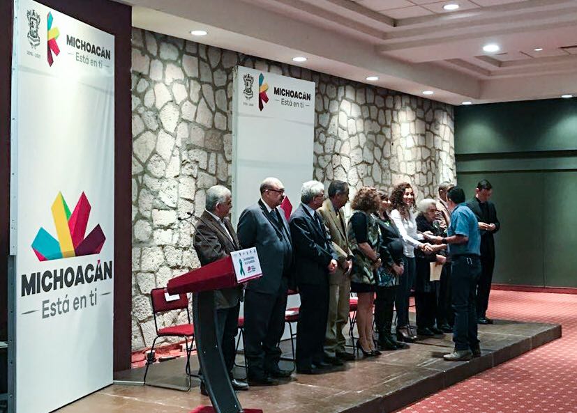 Entrega JAP reconocimiento a las y los voluntarios que prestan servicio asistencial