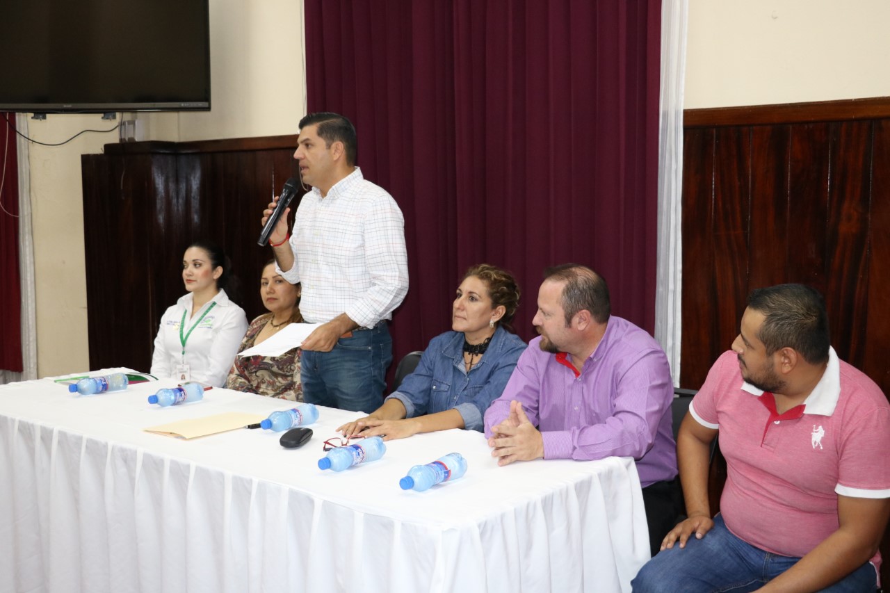 Crece la oferta educativa en Apatzingán