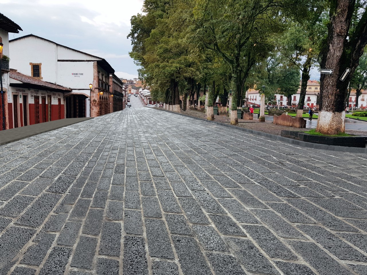 Inician trabajos para mejoramiento de la plaza vasco de Quiroga