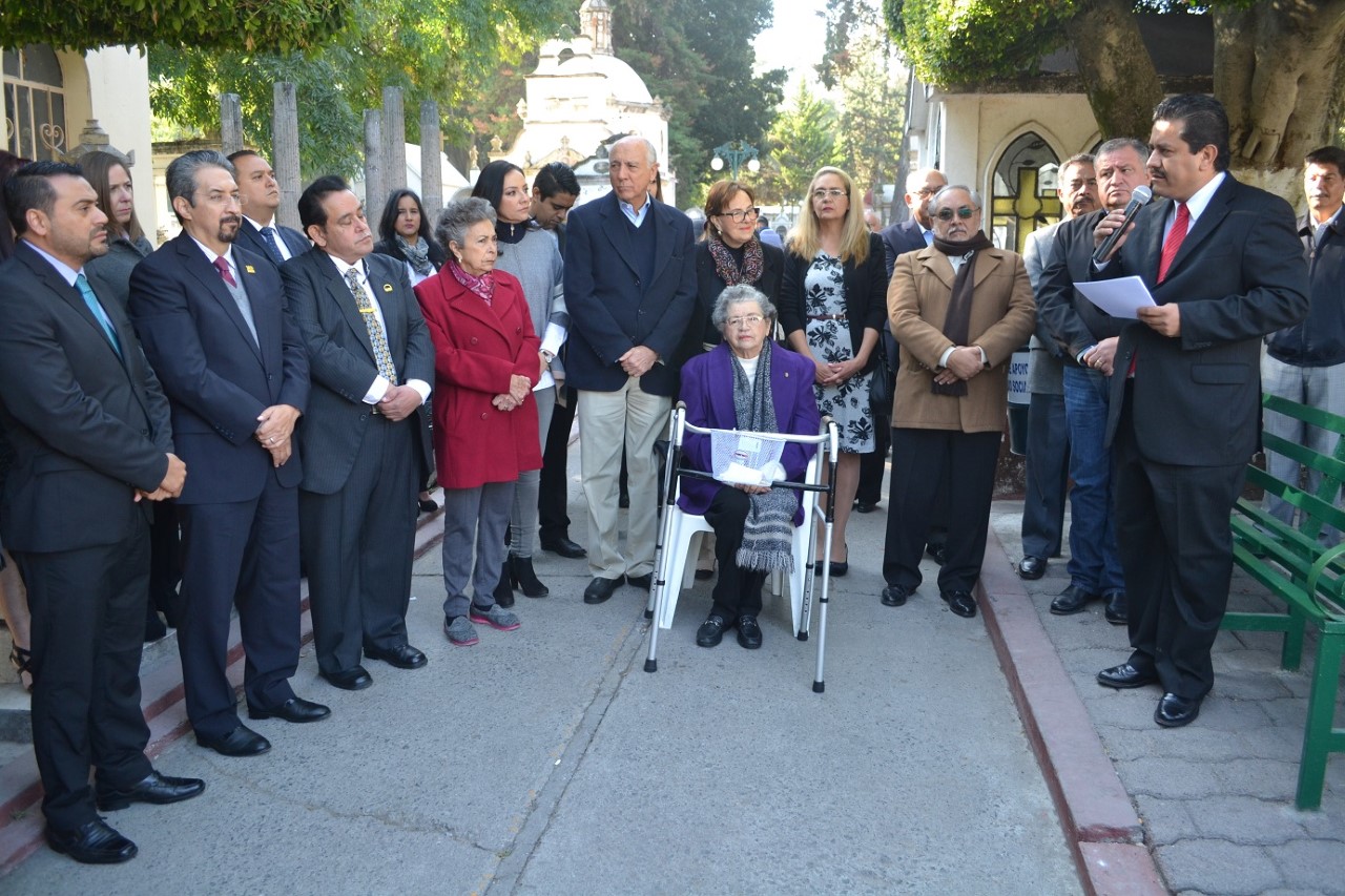 Reconoce GPPRI el trabajo de Oviedo Mota, primer rector de la UMSNH