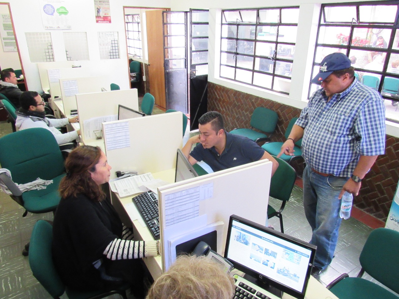 Anuncia SFA beneficios para pequeños y medianos comerciantes que se incorporen al RIF