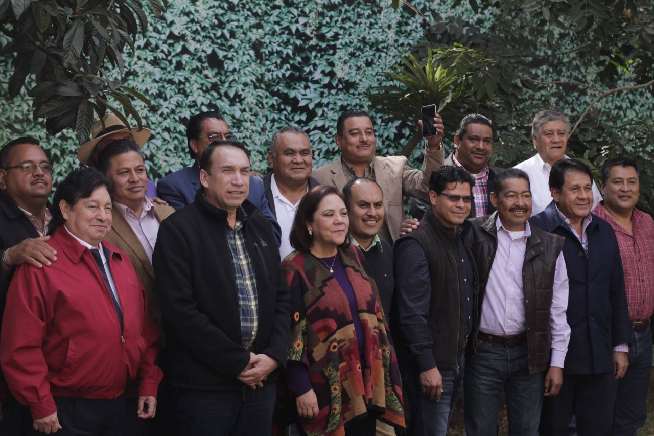 Senadora del PRI pide se apoye a las mujeres