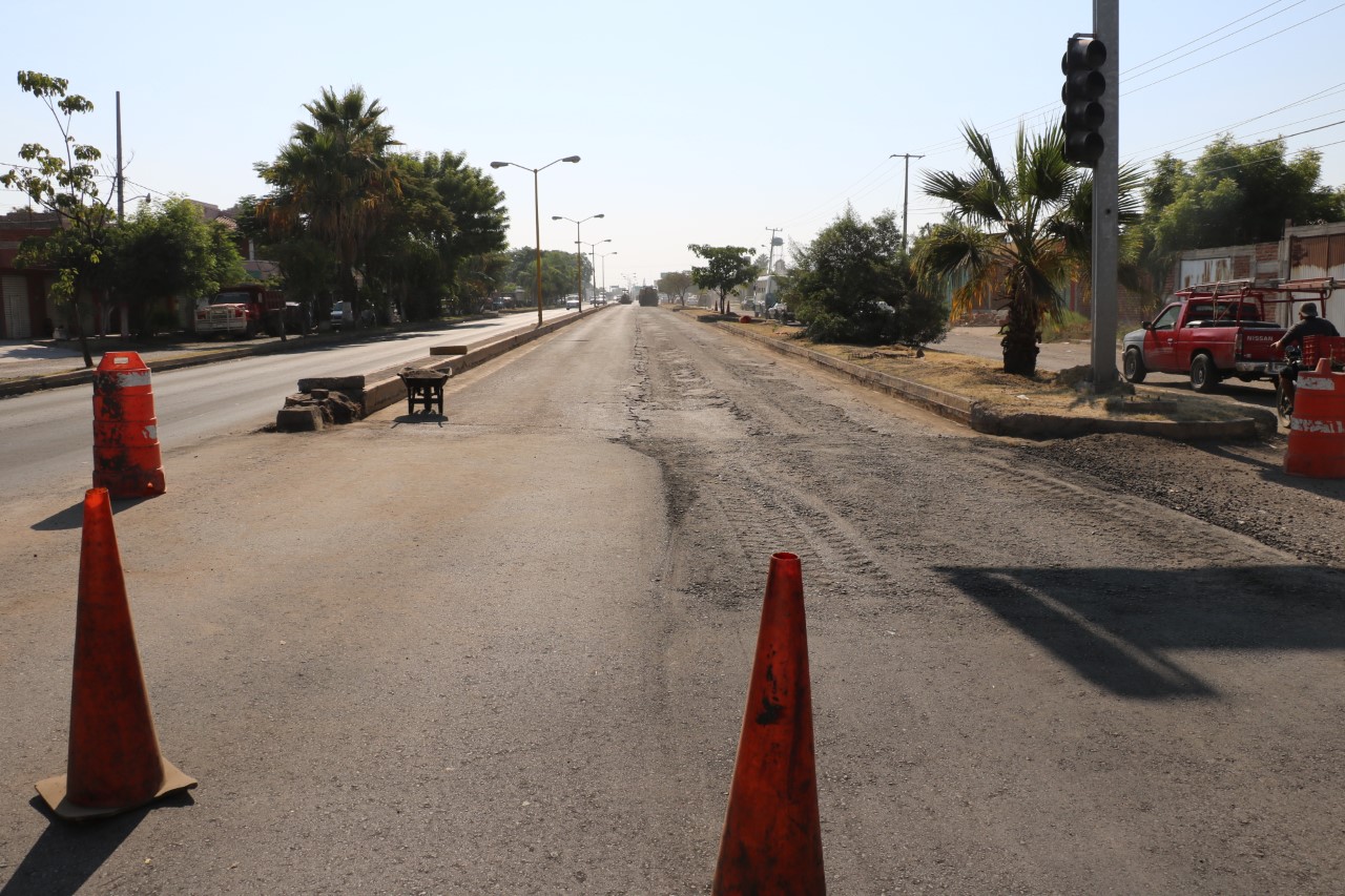 Con más de 4 mdp inicia reencarpetamiento de avenidas en Apatzingán