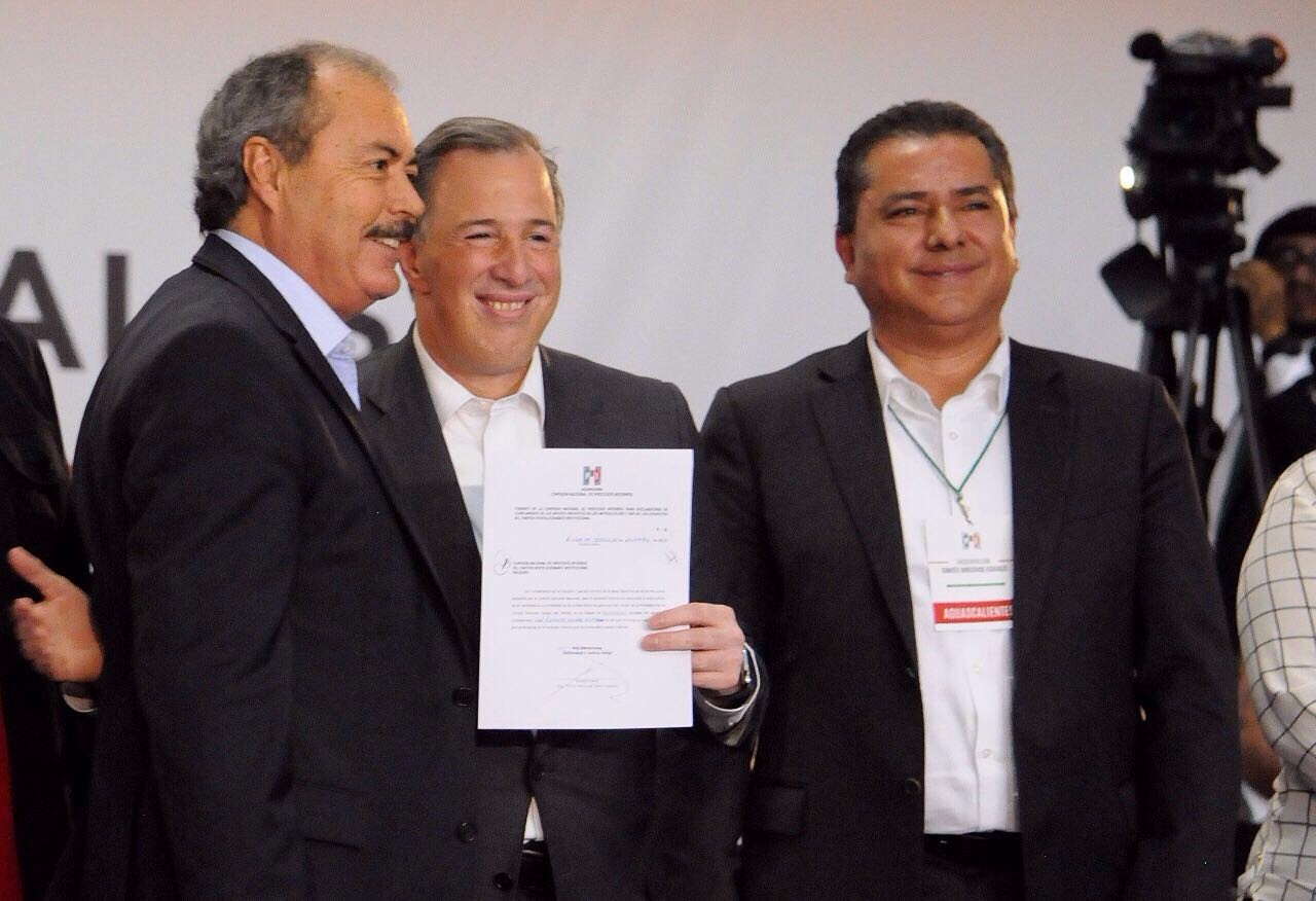 Entrega Víctor silva tejeda carta de apoyo de priistas michoacanos para la precandidatura de meade a la presidencia de la república