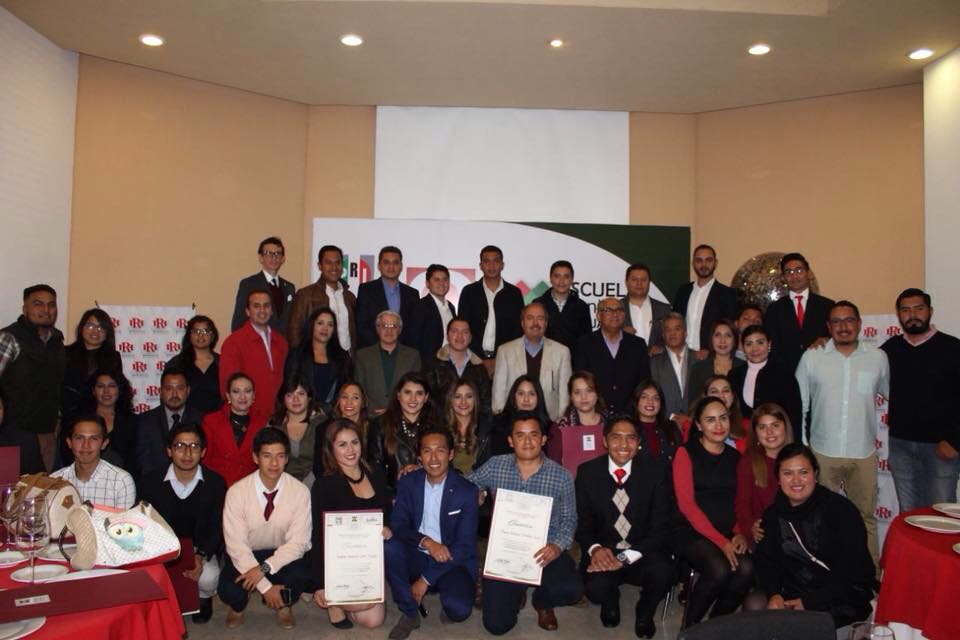 Egresa segunda generación de cuadros de Morelia