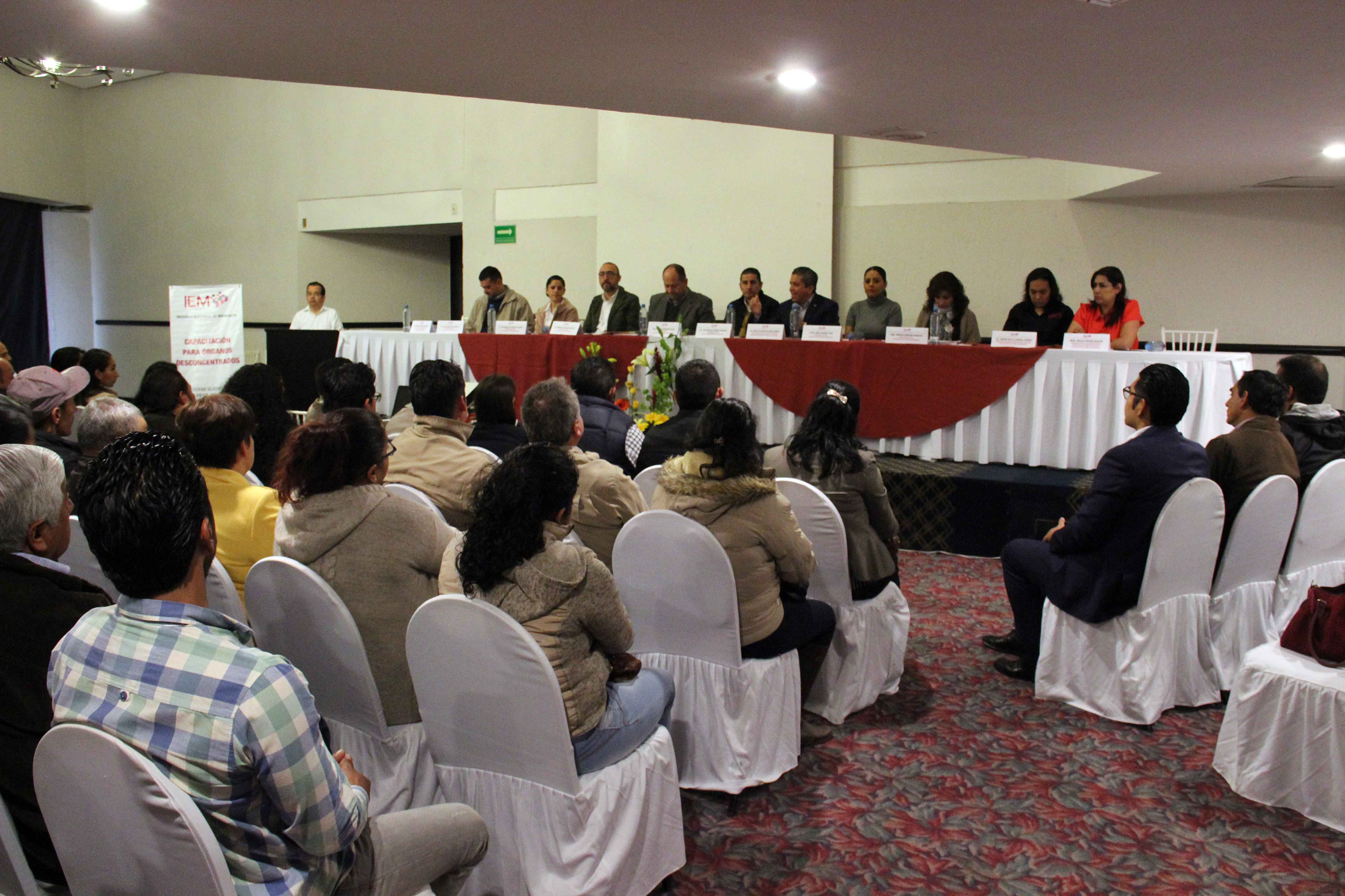 Inicia IEM capacitación a funcionarios electorales de Comités Distritales y Municipales