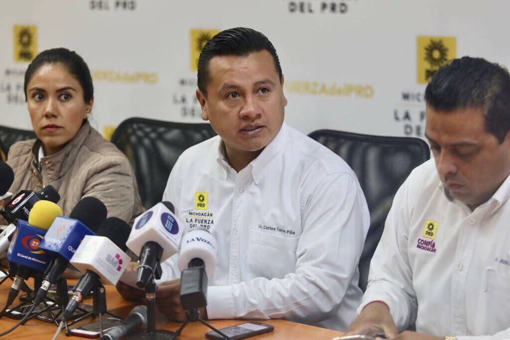 Con su decisión, Aureoles abona a la estabilidad de Michoacán: Torres Piña