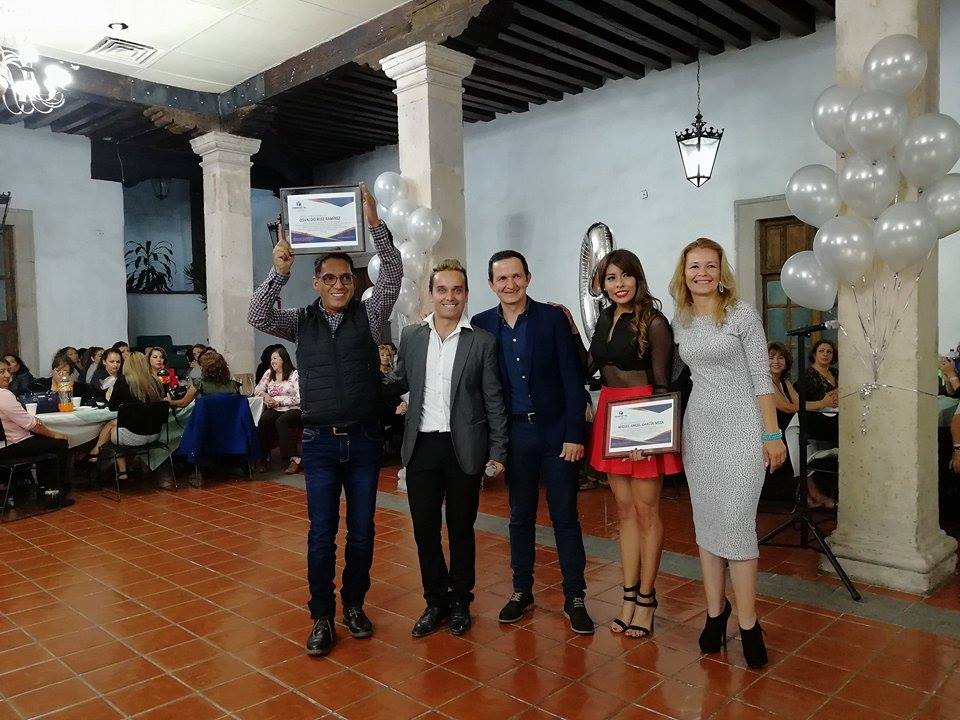 Osvaldo Ruiz y Feeling Dance celebran 9 años de activación Fisca.