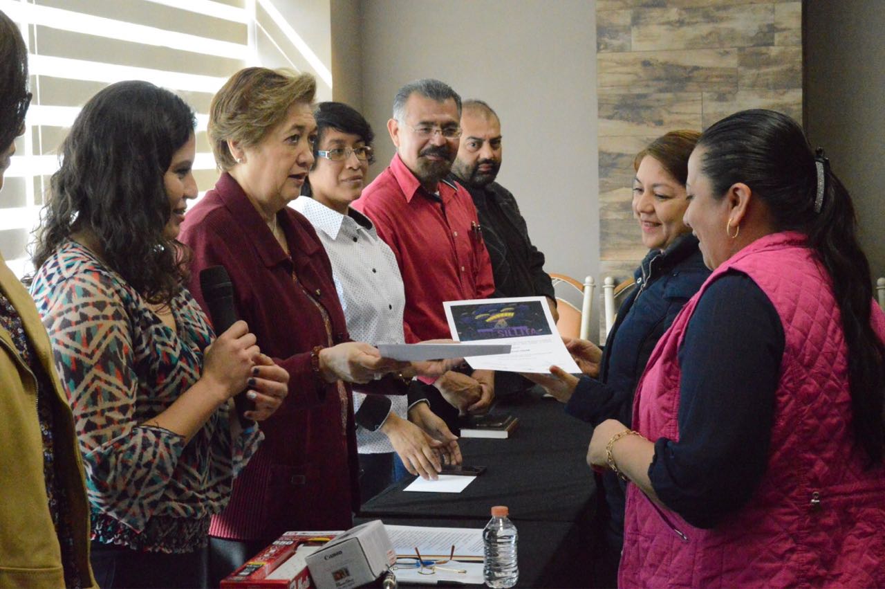 Secum entrega equipo para proyecto Cine Sillita y taller de música tradicional terracalentana