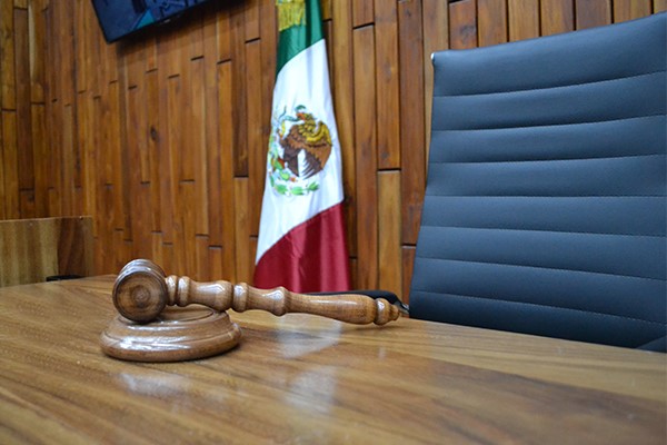 A evaluación, desempeño de juezas y jueces del sistema de justicia penal oral