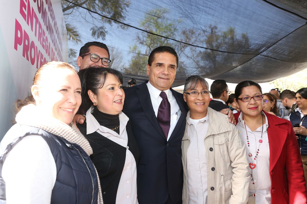 Entrega Gobernador proyectos comunitarios a DIF municipales