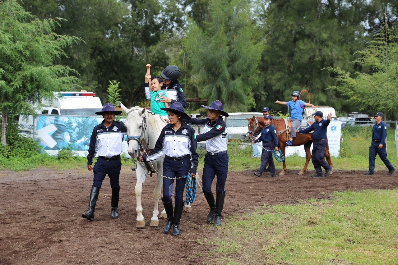 Reconoce STPS labor de la Coordinación de Equinoterapia de la SSP