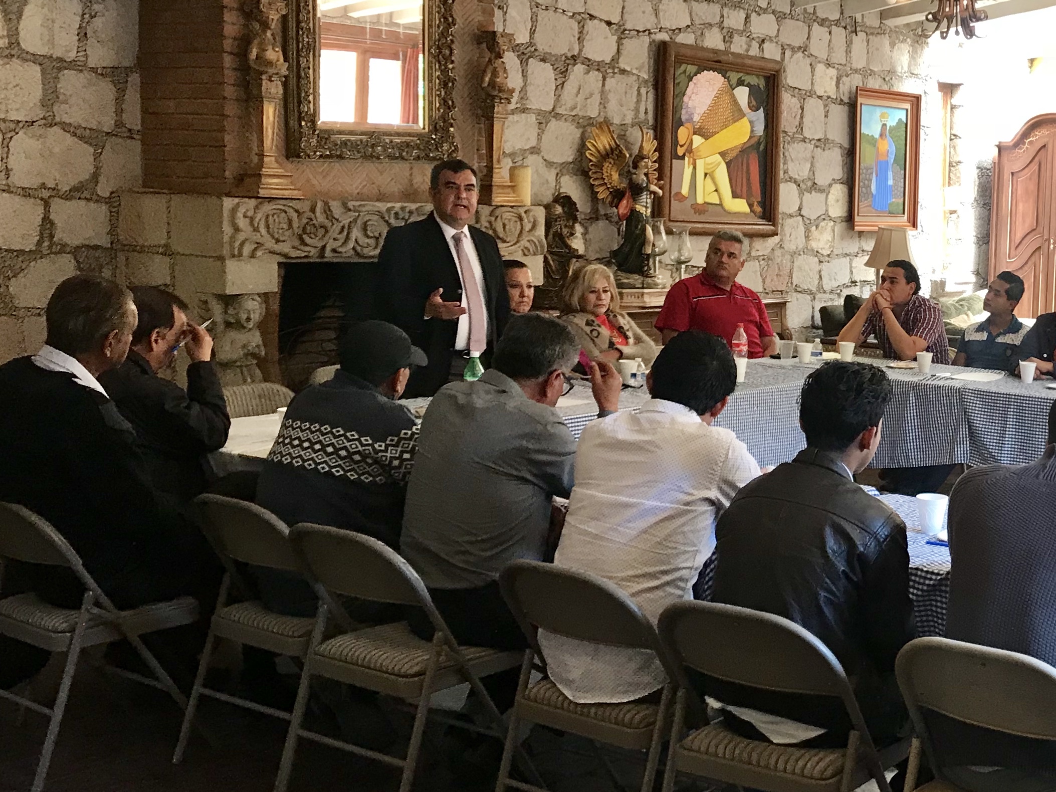 Meade será el principal portavoz de los michoacanos: Constantino Ortiz