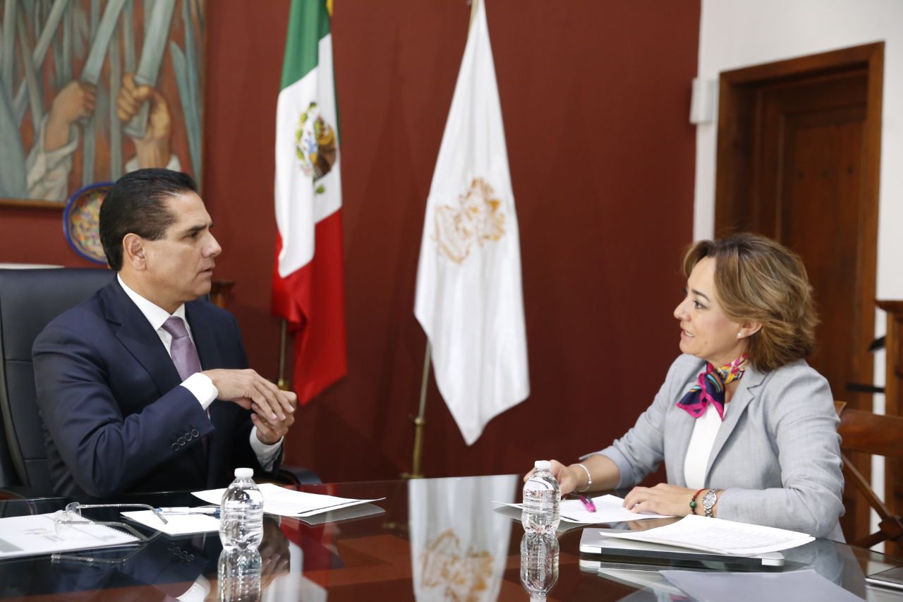 Proyectan Gobernador y titular de Sectur incrementar turismo en 2018