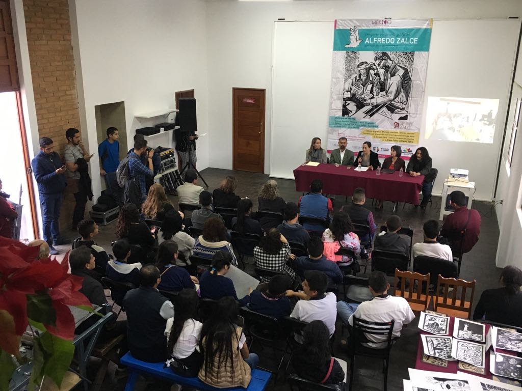 Proyecto de artes gráficas “Alfredo Zalce” en zonas marginadas, llegó a casa del artista