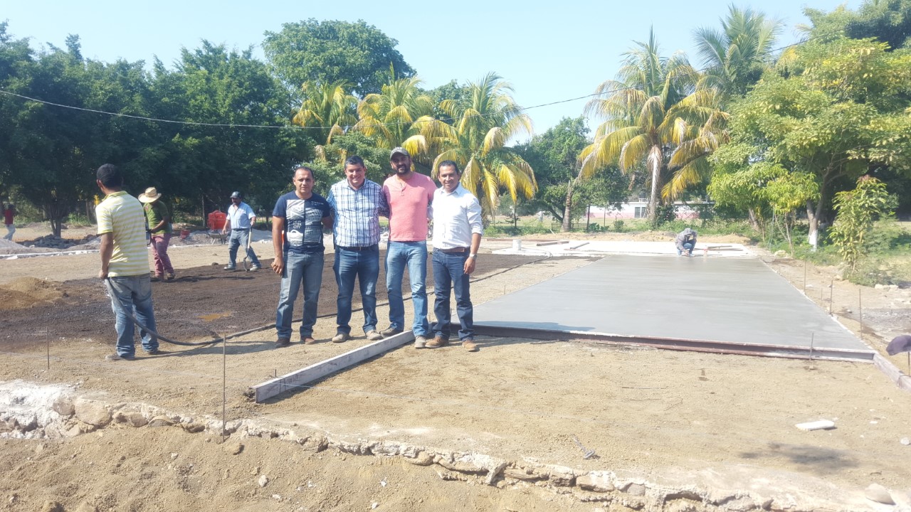 Gobierno de Múgica supervisa obras