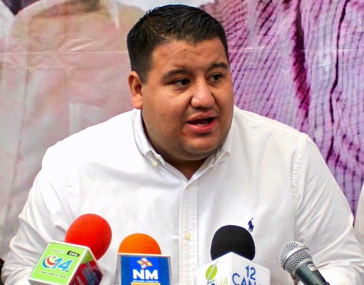 Entre dos bloques políticos se disputa Zacapu: Juan Pablo