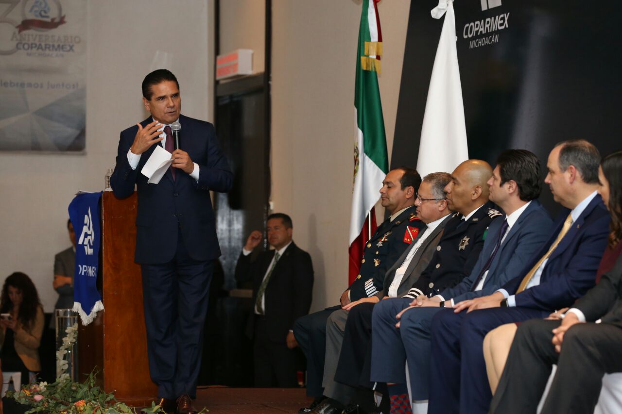 Gobierno y Coparmex juntos para impulsar empleos y disminuir pobreza: Silvano Aureoles