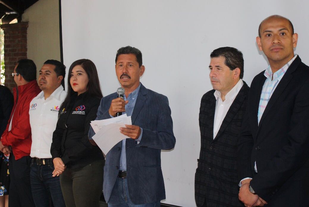 Cedemun y SFA capacitan a municipios en participaciones y aportaciones de recursos