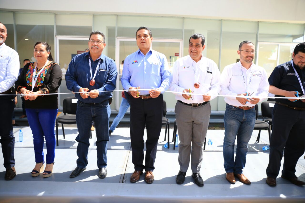 Cumple Gobernador con entrega de Centro de Salud dignificado en Chilchota